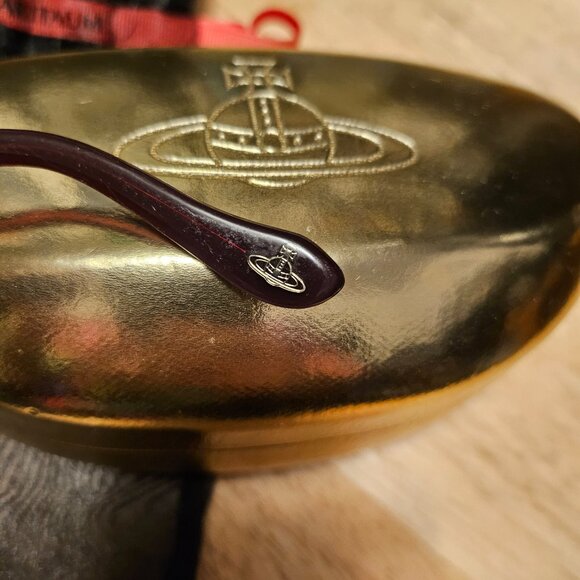 Vivienne Westwood - Picture 5 of 6